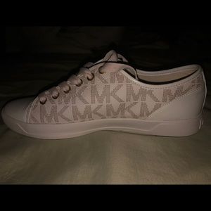 Michael kors sneakers